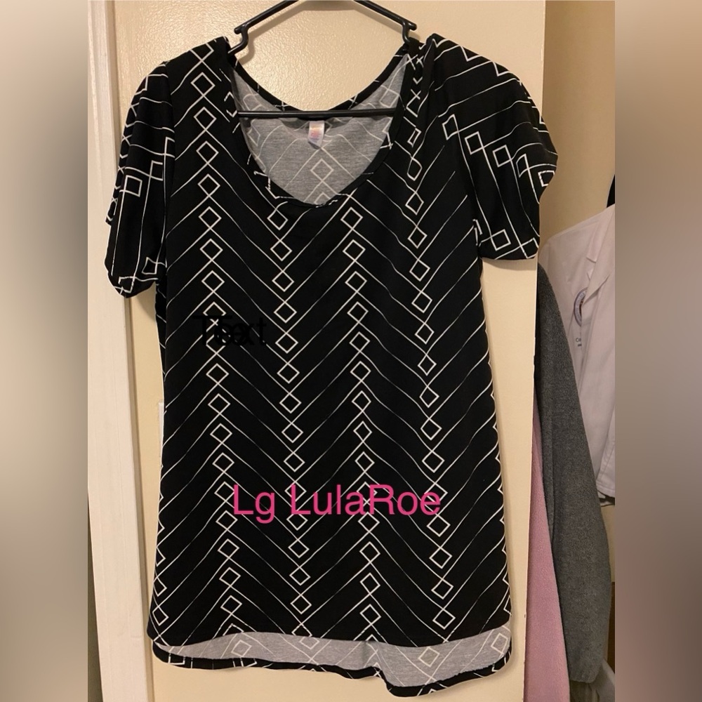 LulaRoe T-Shirt